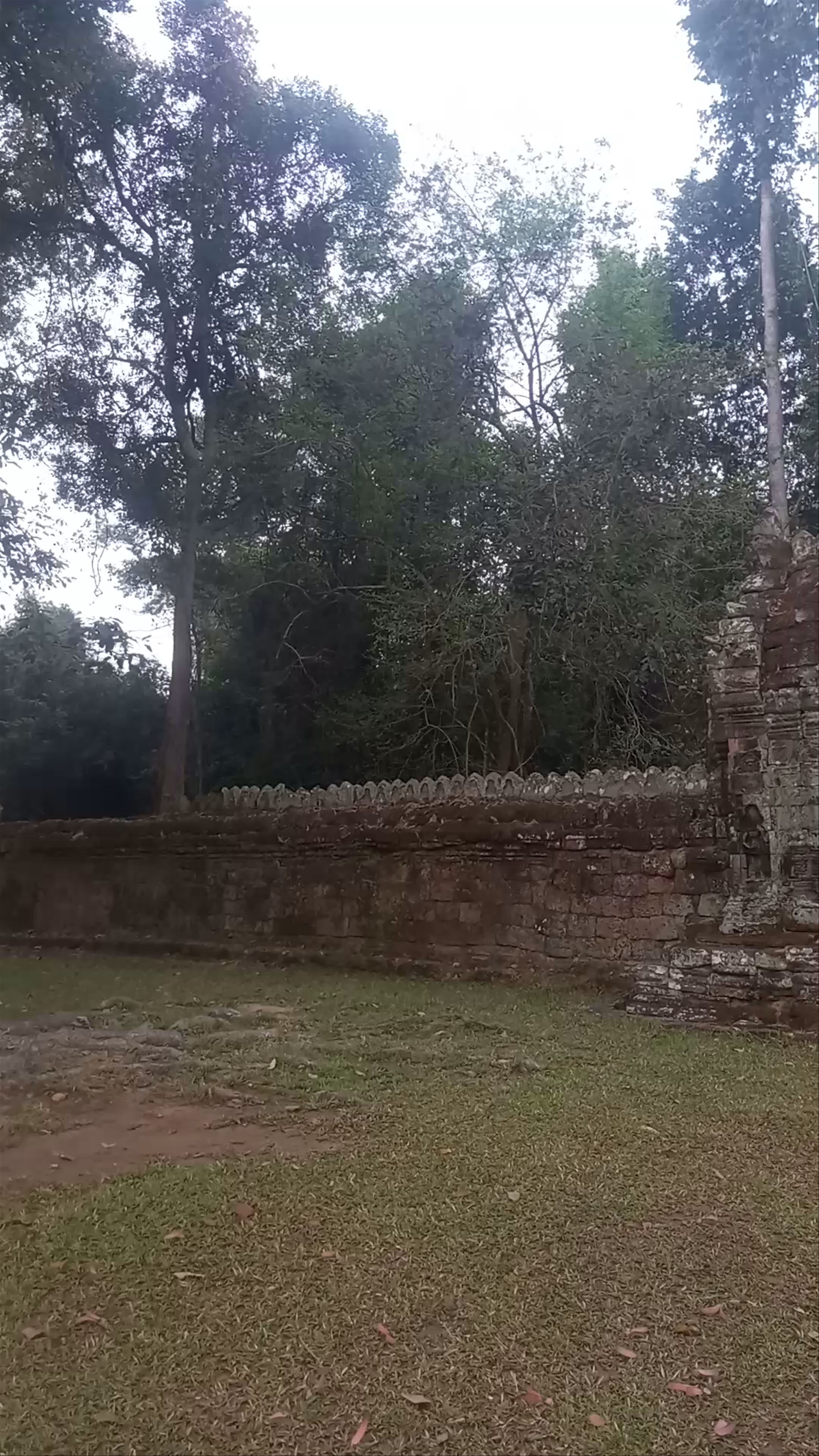 Banteay Kdei East Gate