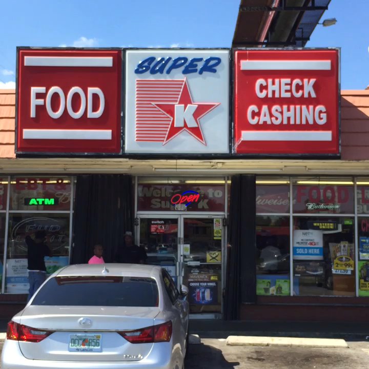 Super Star K - Walking inside the store - Convenience Stores Near Me - Orlando, Florida