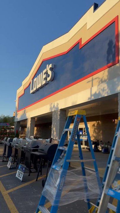 Lowe's Home Improvement - Hardware Stores Near Me - Temecula, California