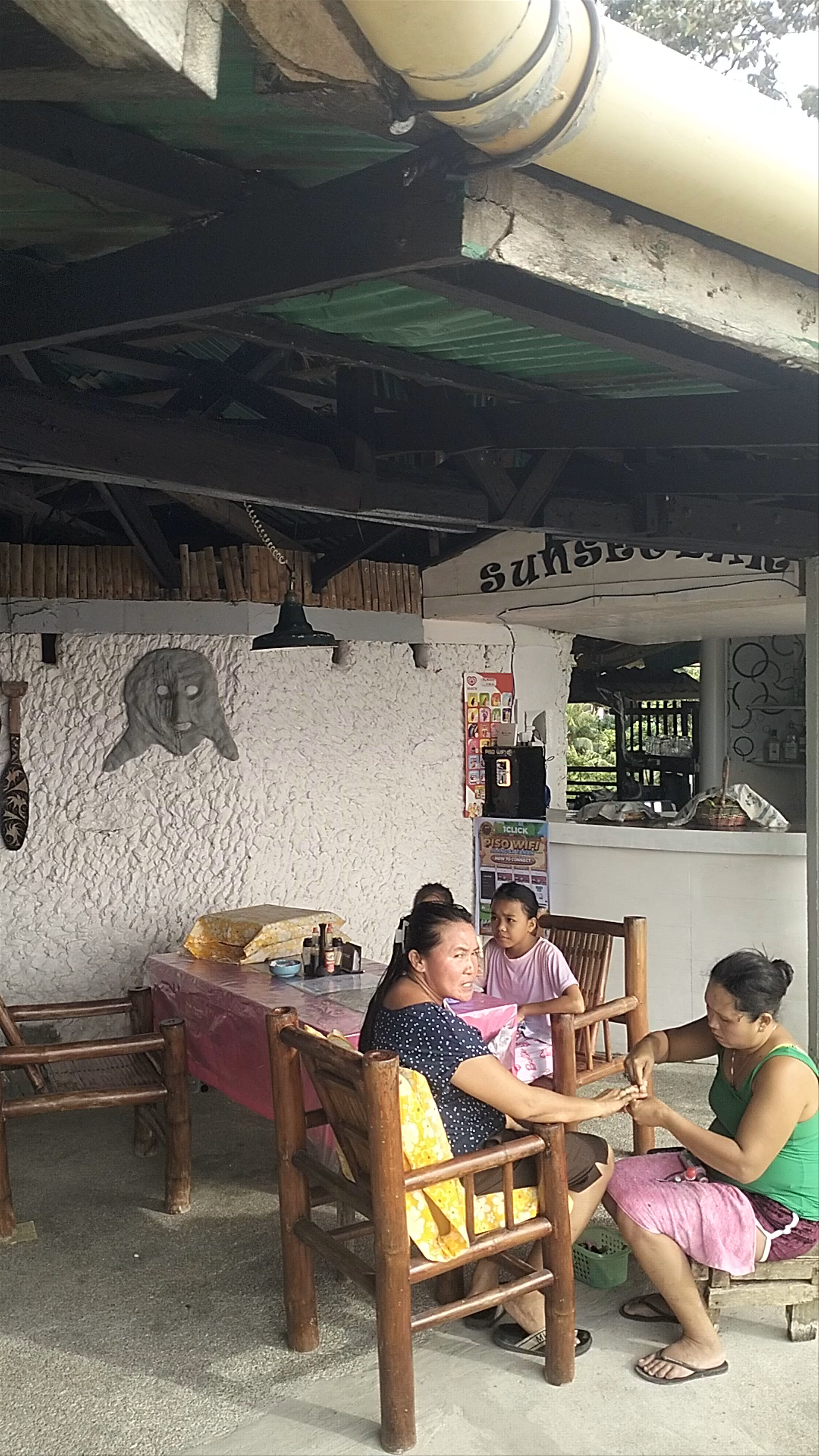 Liberty's Community Lodge and Dive Resort