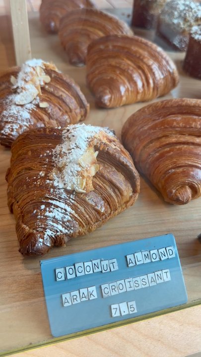 Yellow - Coffee & Tea Near Me - Washington, DC, District of Columbia