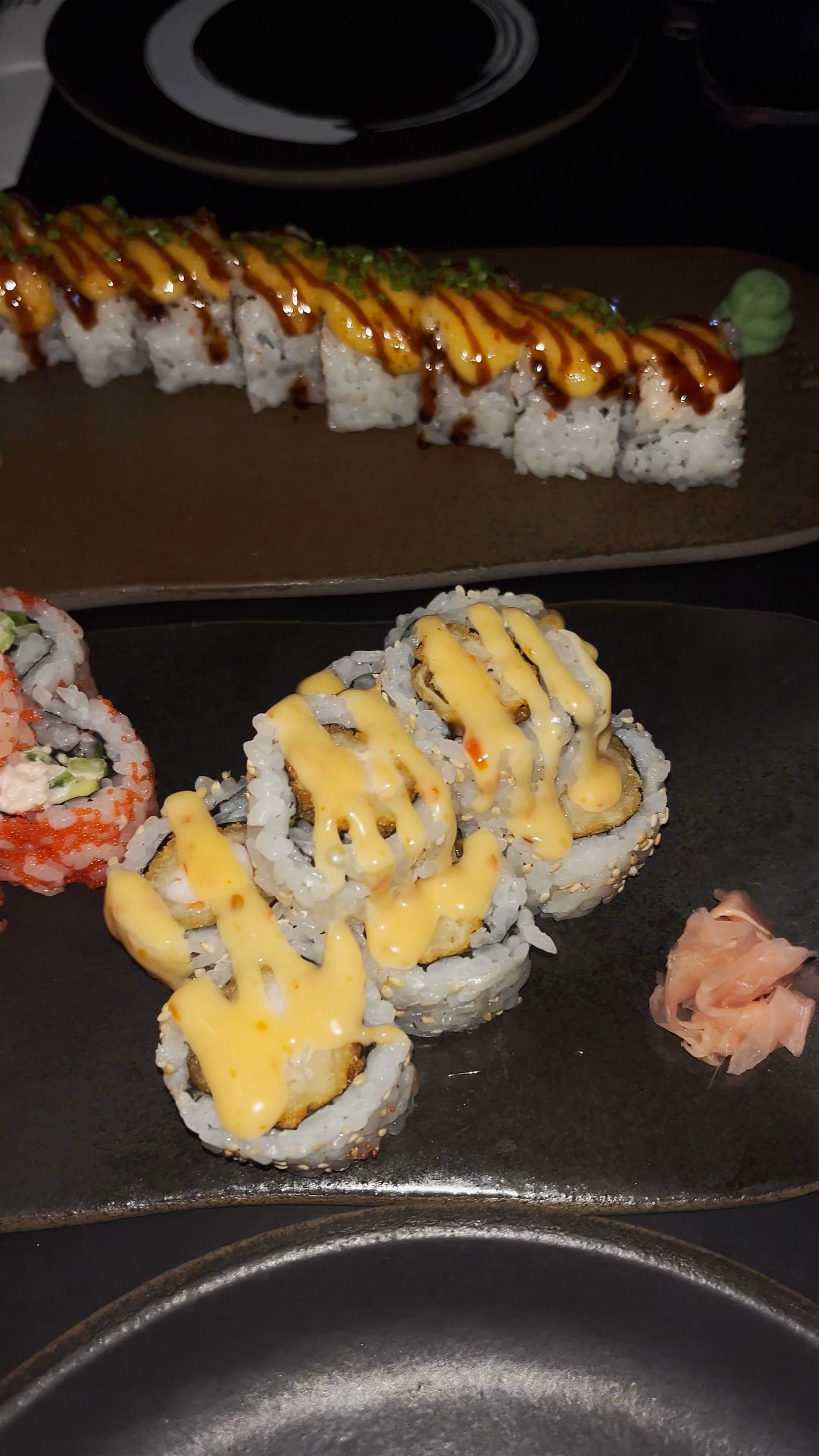 Hanaya Sushi Experience: Delectable Rolls in Thessaloniki's Night Scene