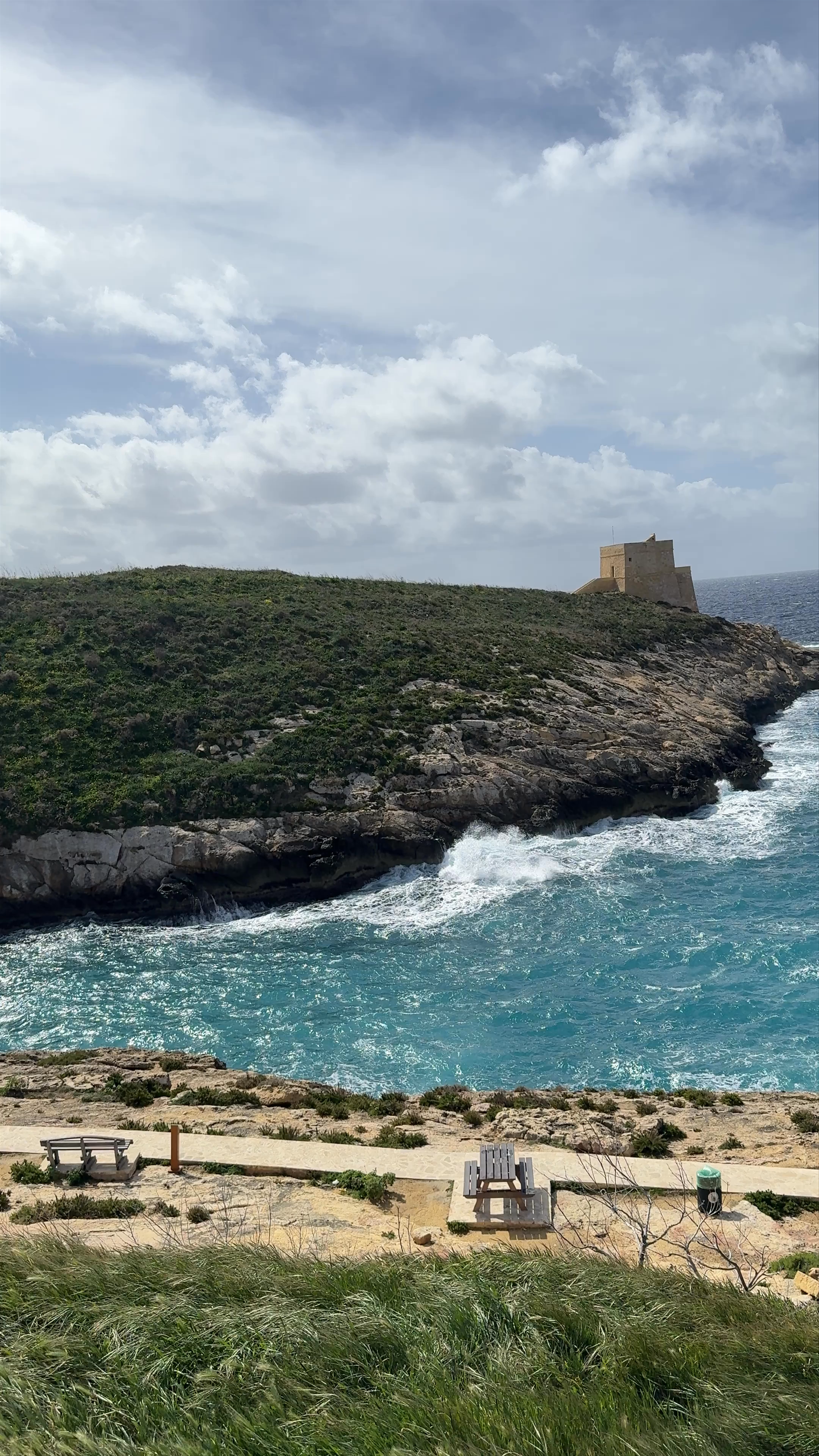 Xlendi Bay