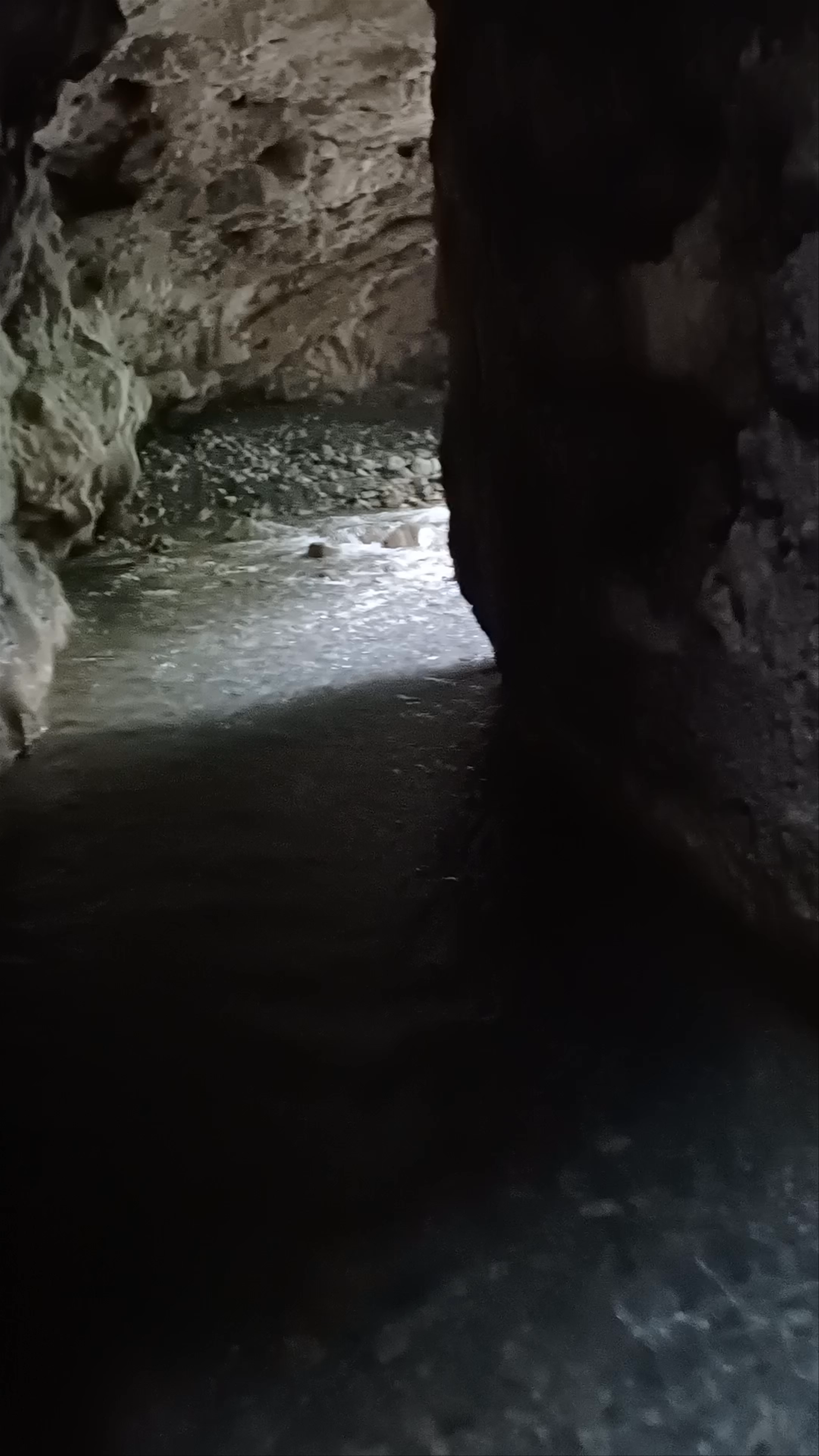 Robber's Cave (Gucchupani)