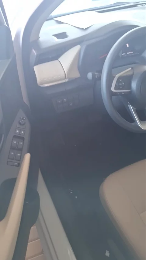 تويوتا يارس Y 2023