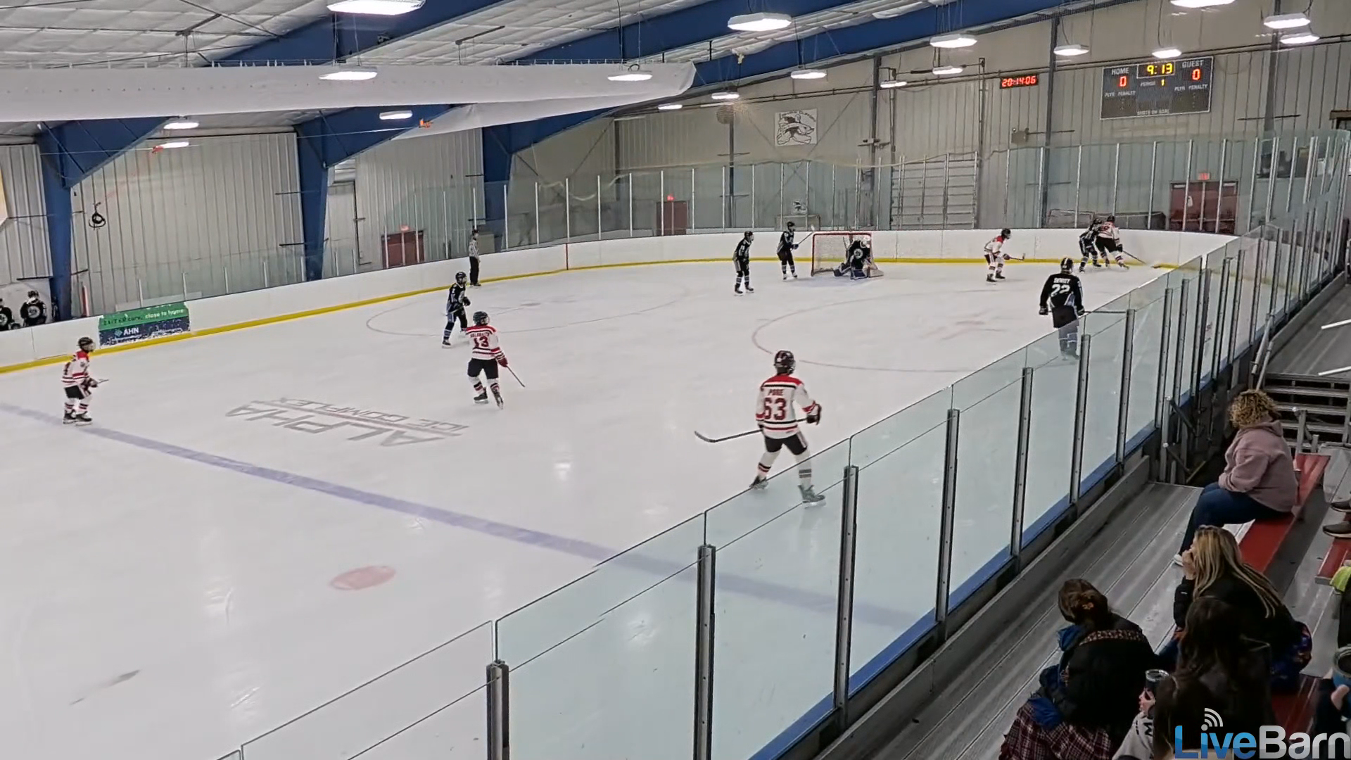 Samuel Ettinger: Masterful Assist in Offensive Zone Action