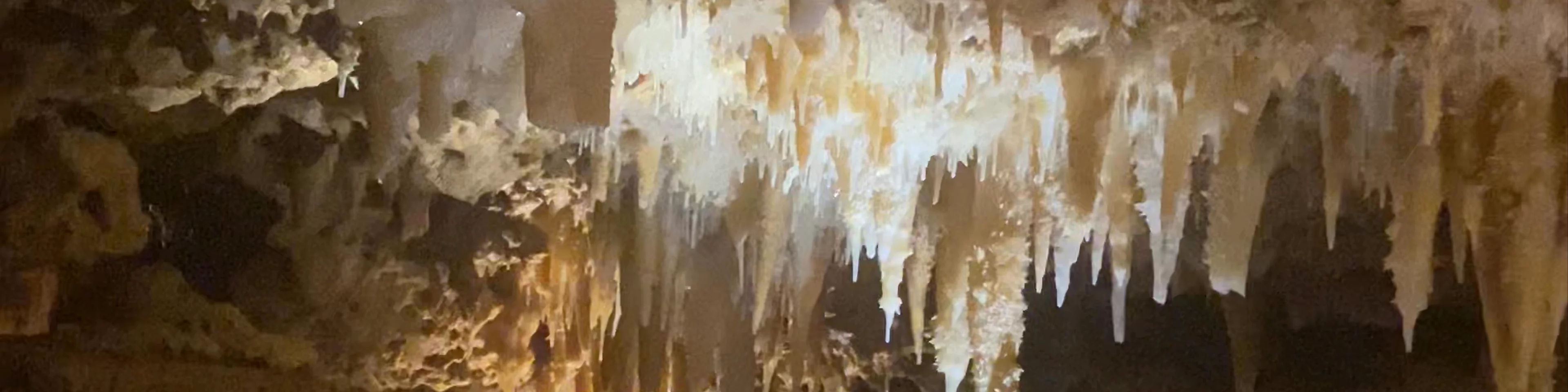 Grotte du Grand Roc