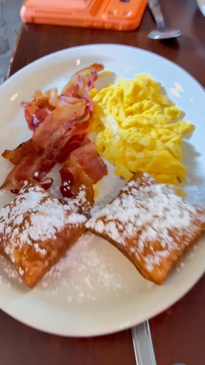 Mother's Restaurant - Cajun/Creole Near Me - New Orleans, Louisiana