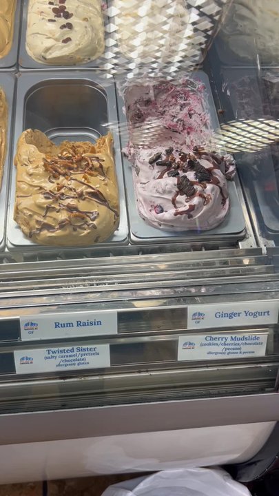 Mike's Place - If it is gelato you seek, then Mike's will scratch your itch. - Ice Cream & Frozen Yogurt Near Me - Gibsons, British Columbia