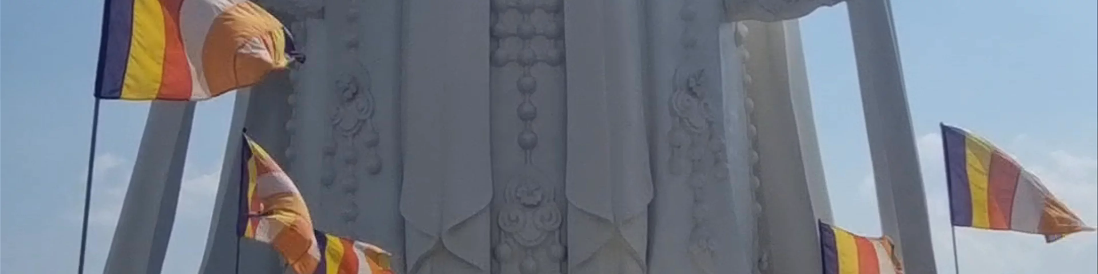 Mẹ Quán Thế Âm Nam Ban