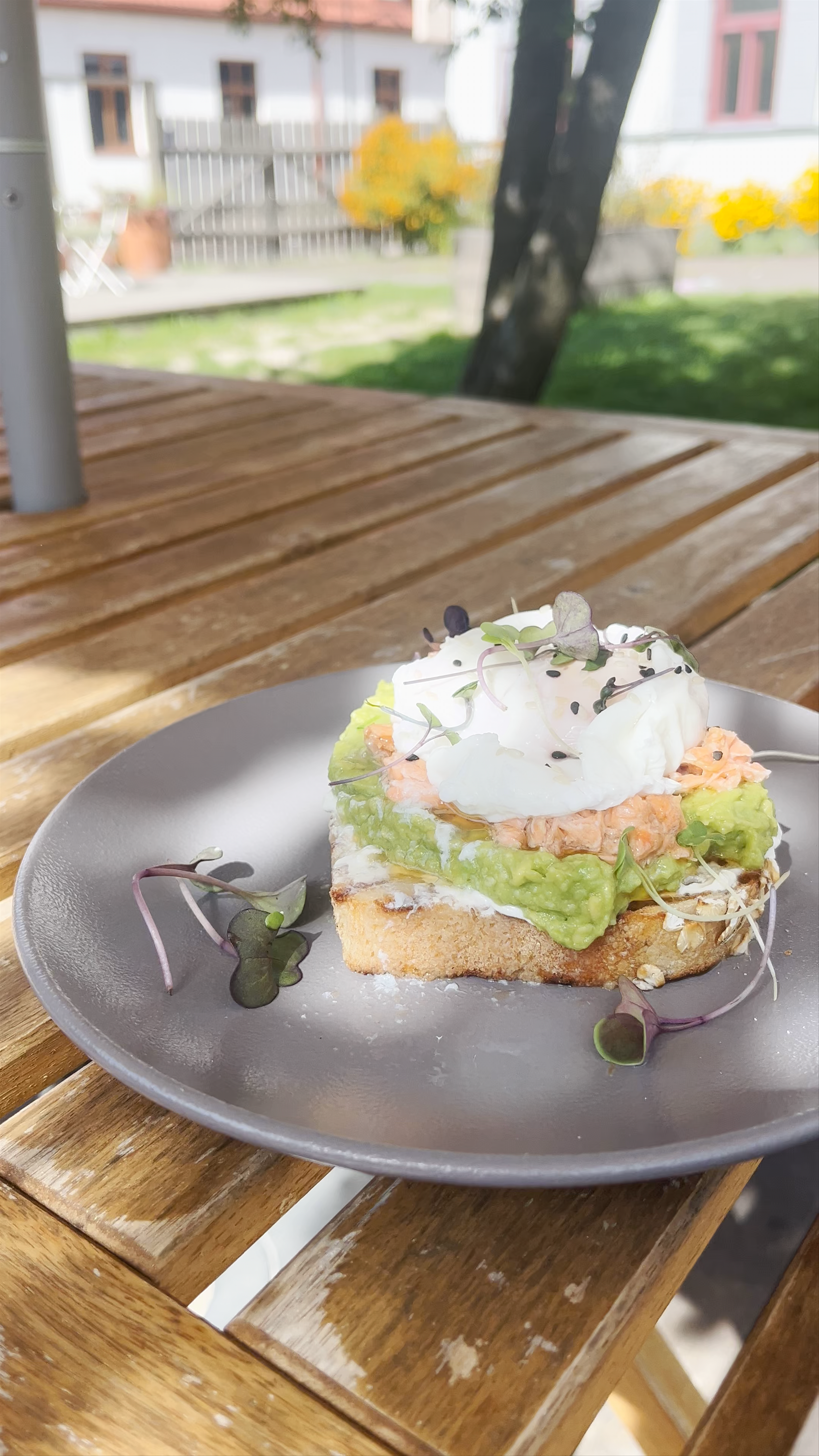 Cozy Alfresco Breakfast at Brokastnīca in Jelgava