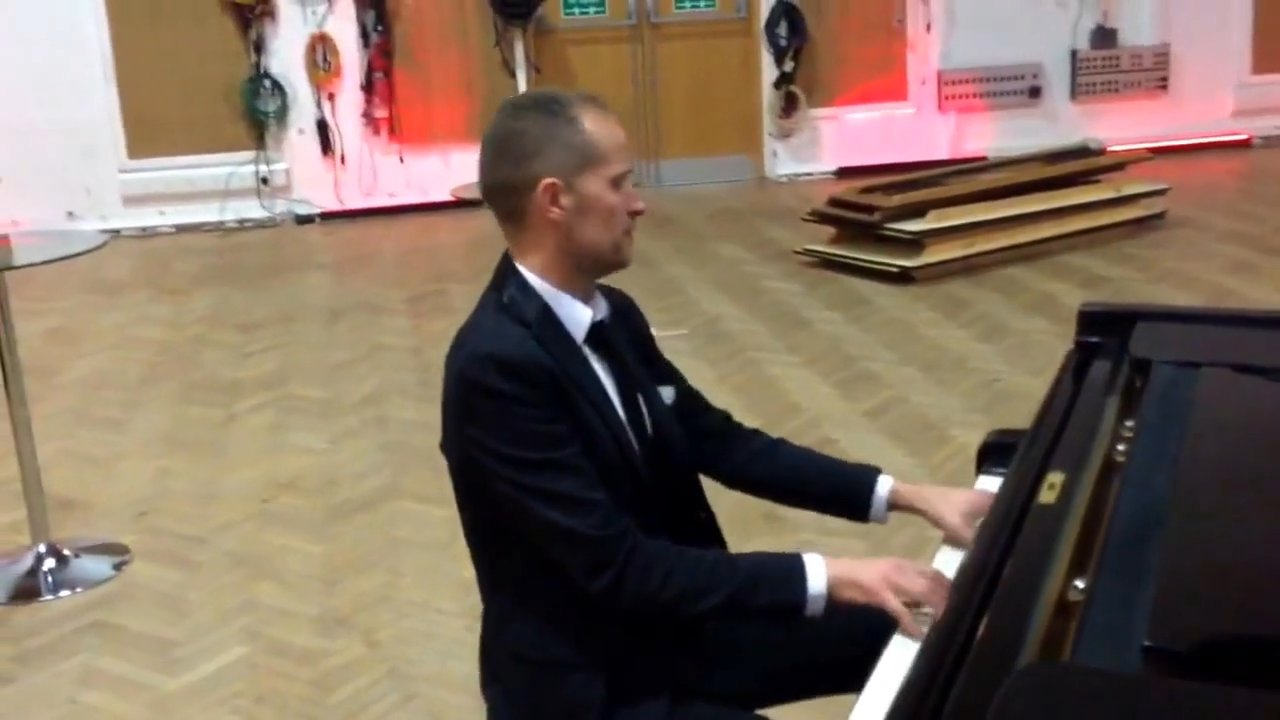 Danny Arthur - Something - video