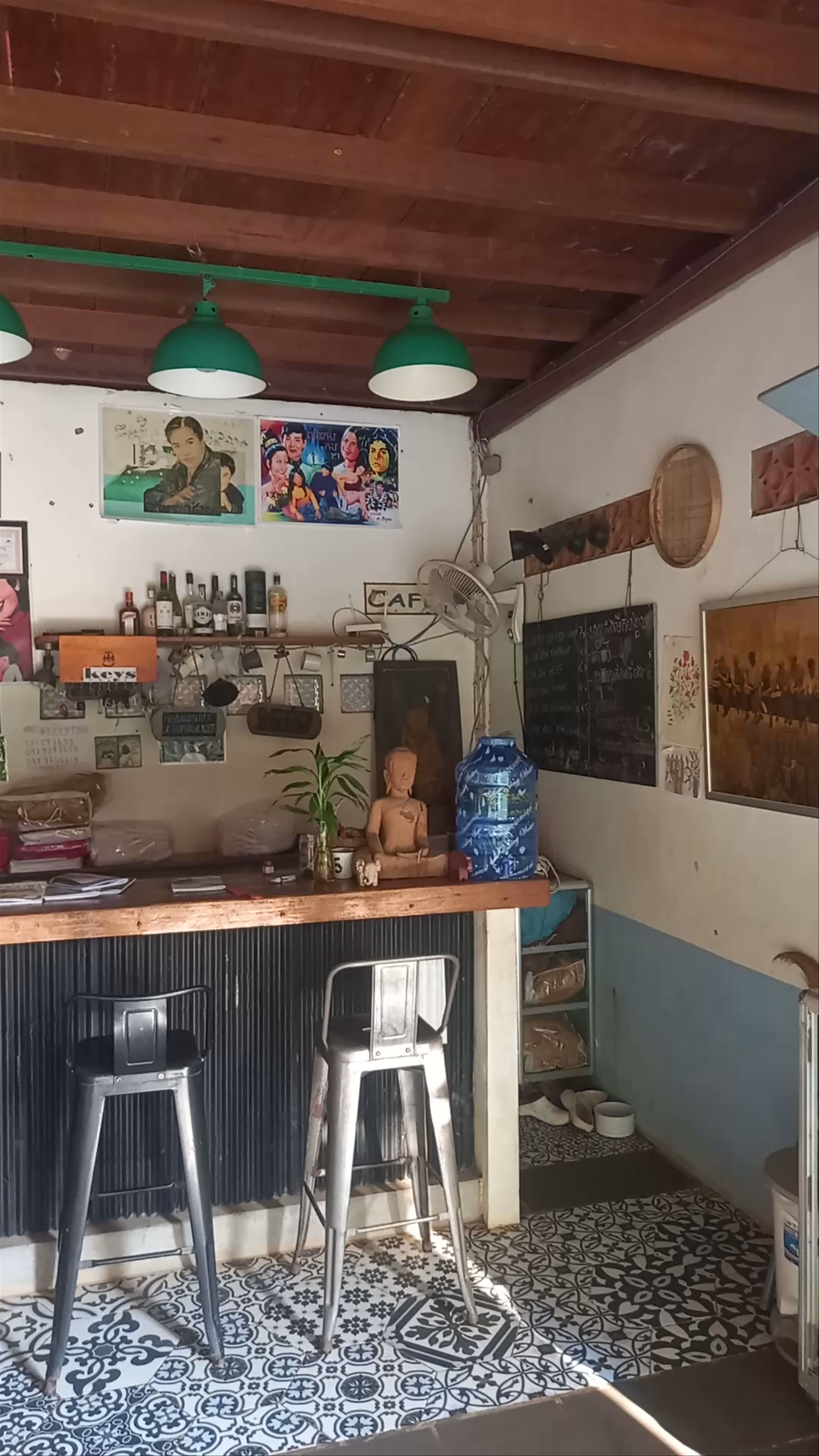 Retro Kampot Guesthouse
