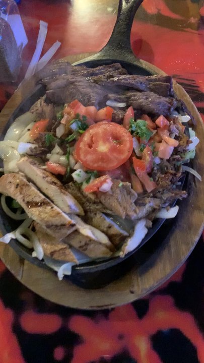 Carlitos Mexican Restaurant - Fajitas - Mexican Near Me - Red Bluff, California
