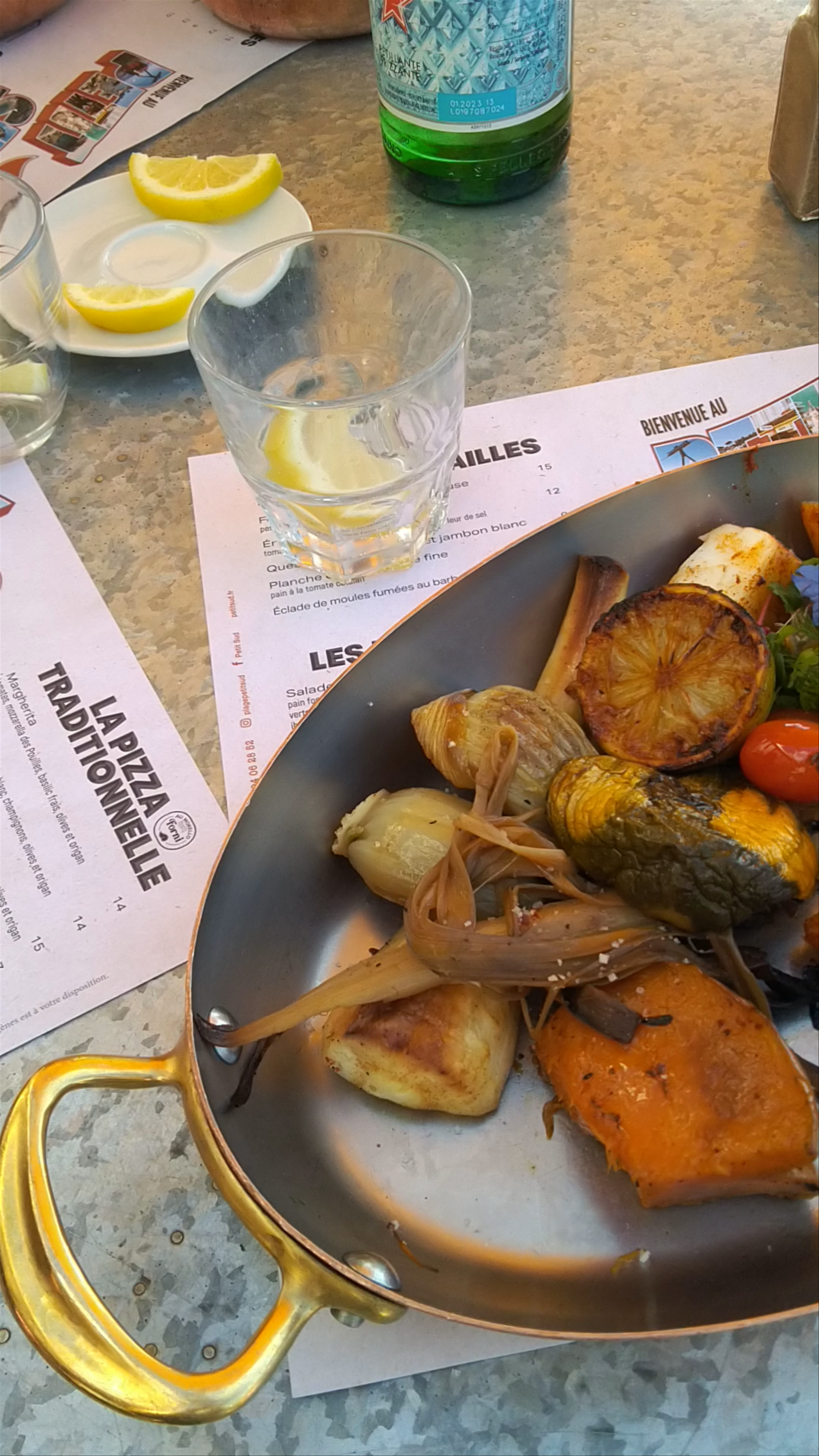 PETIT SUD Dining Experience at Plage du Mourillon, Toulon