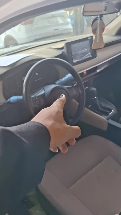 تويوتا يارس Y 2024