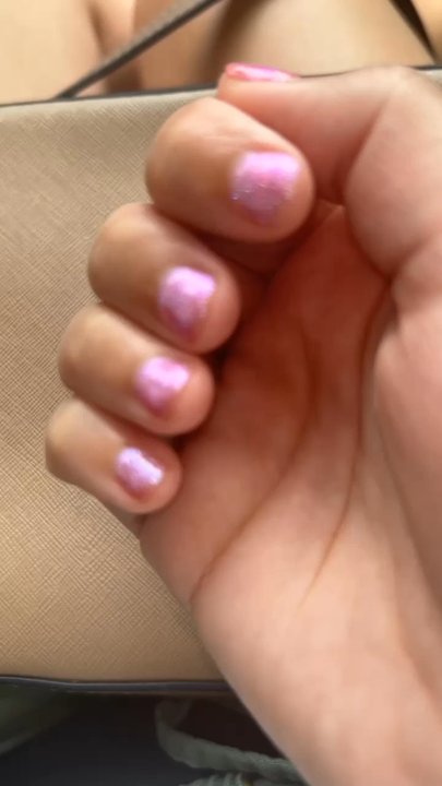 Mani Pedi Spa - No chips and still strong after a couple days - Nail Salons Near Me - Jacksonville, Florida