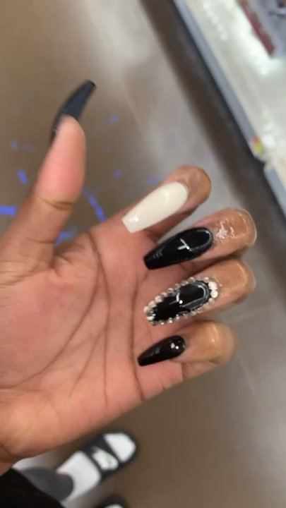 Da Vi Nails - Nail Salons Near Me - Charlotte, North Carolina