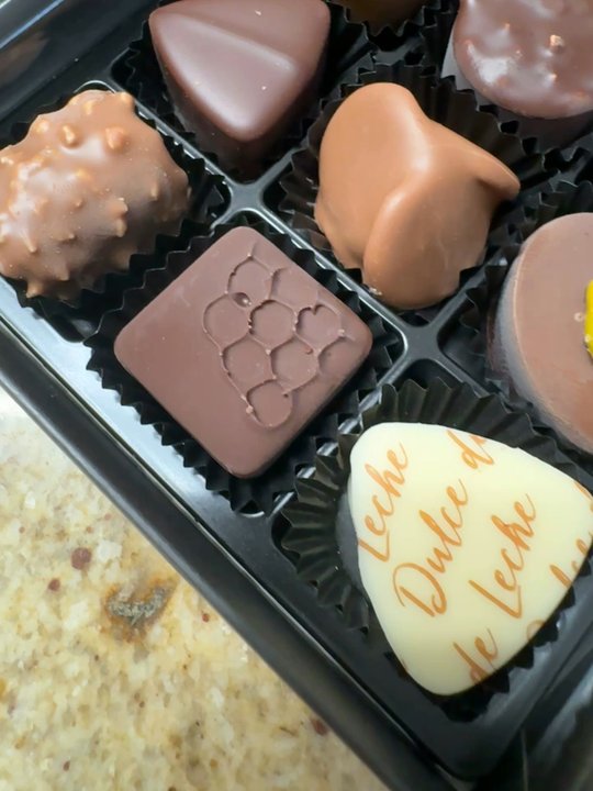 Läderach chocolatier suisse - 18 Praline Selection - Chocolatiers & Shops Near Me - Costa Mesa, California