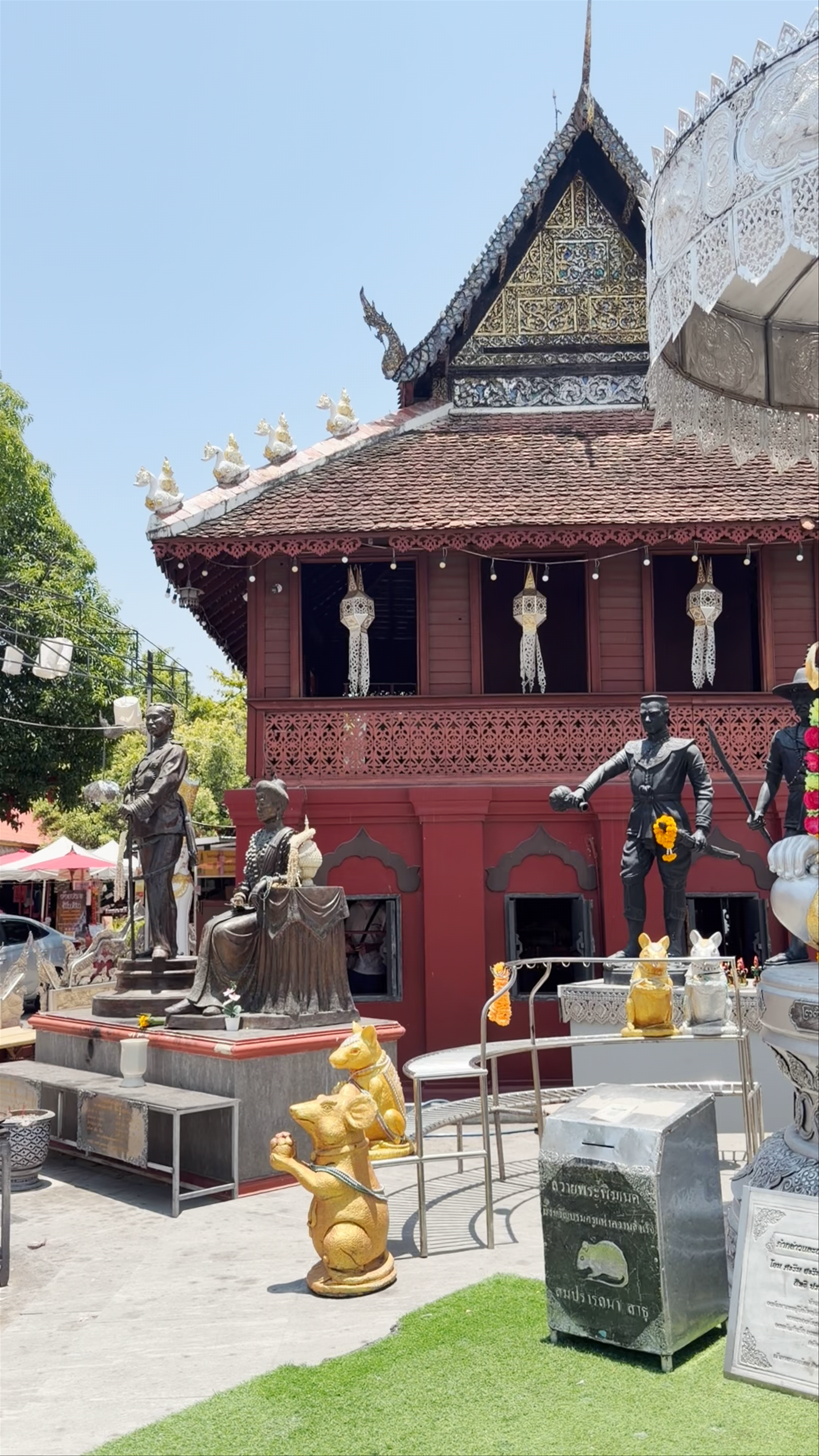 Wat Sri Suphan - Silver Temple