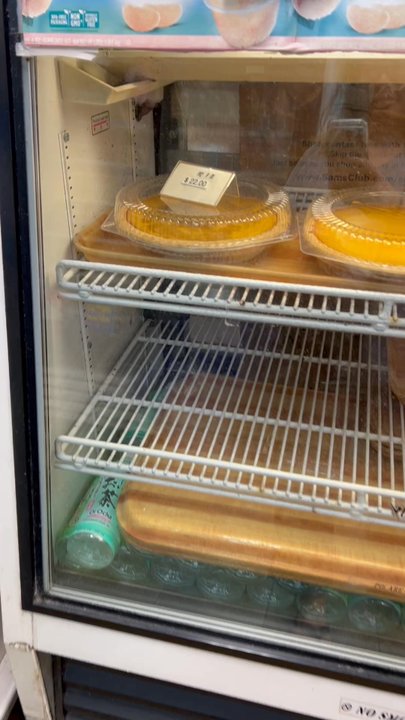 Nene Goose Bakery - They even have delicious pies and long john. - Bakeries Near Me - Kailua, Hawaii