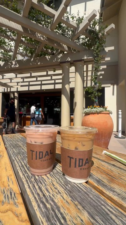 Tidal Coffee - Iced Chai Latte and Iced Vanilla Latte - Cafes Near Me - Monterey, California