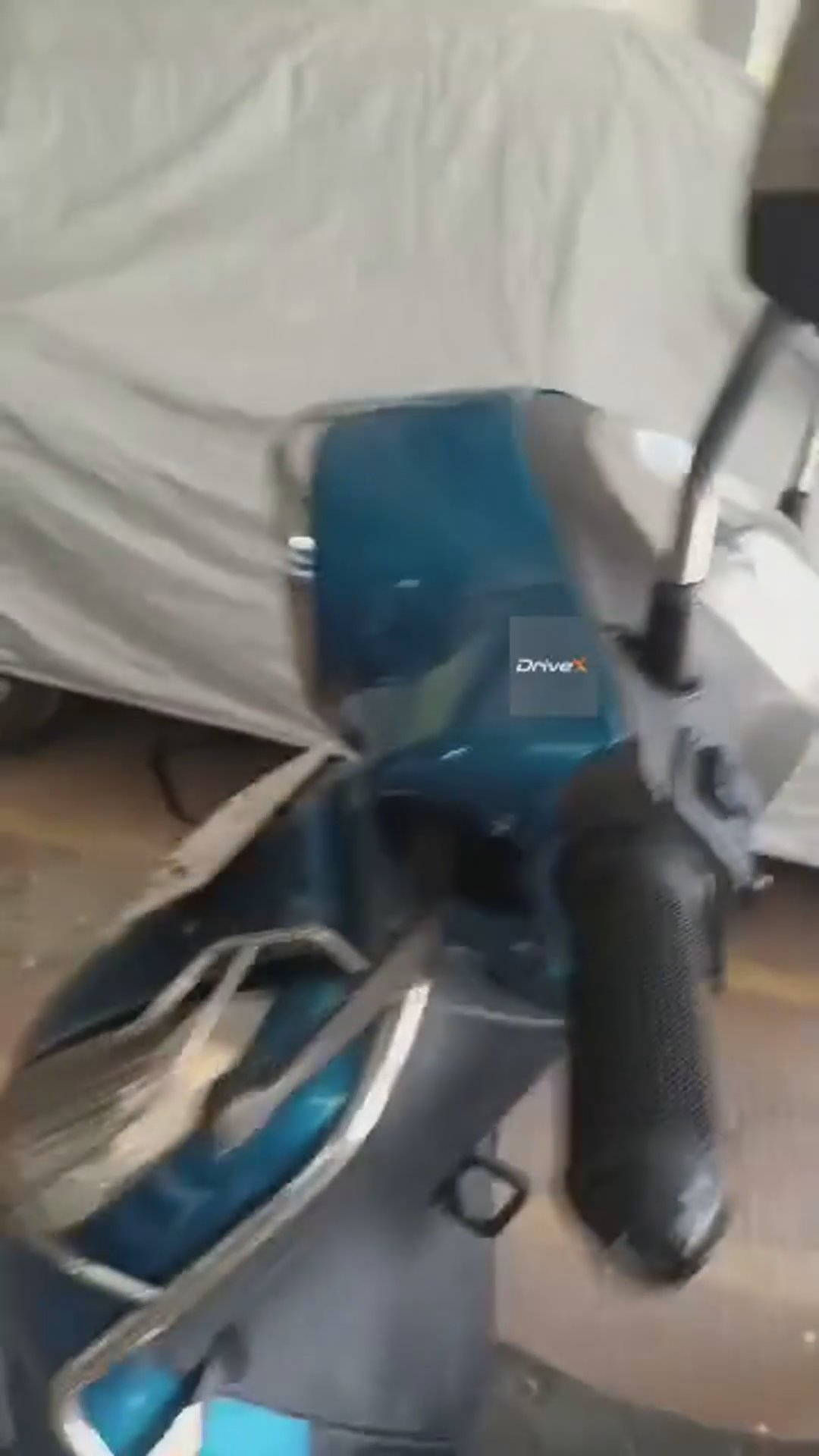 Walk-around video thumbnail