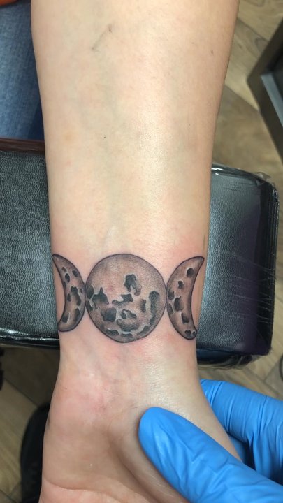 Basik's Tattoo Shop - Tattoo mike - Tattoo Near Me - Gilroy, California