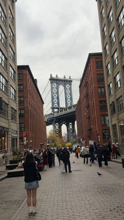 Dumbo - Manhattan Bridge View - Landmarks & Historical Buildings Near Me - Brooklyn, New York