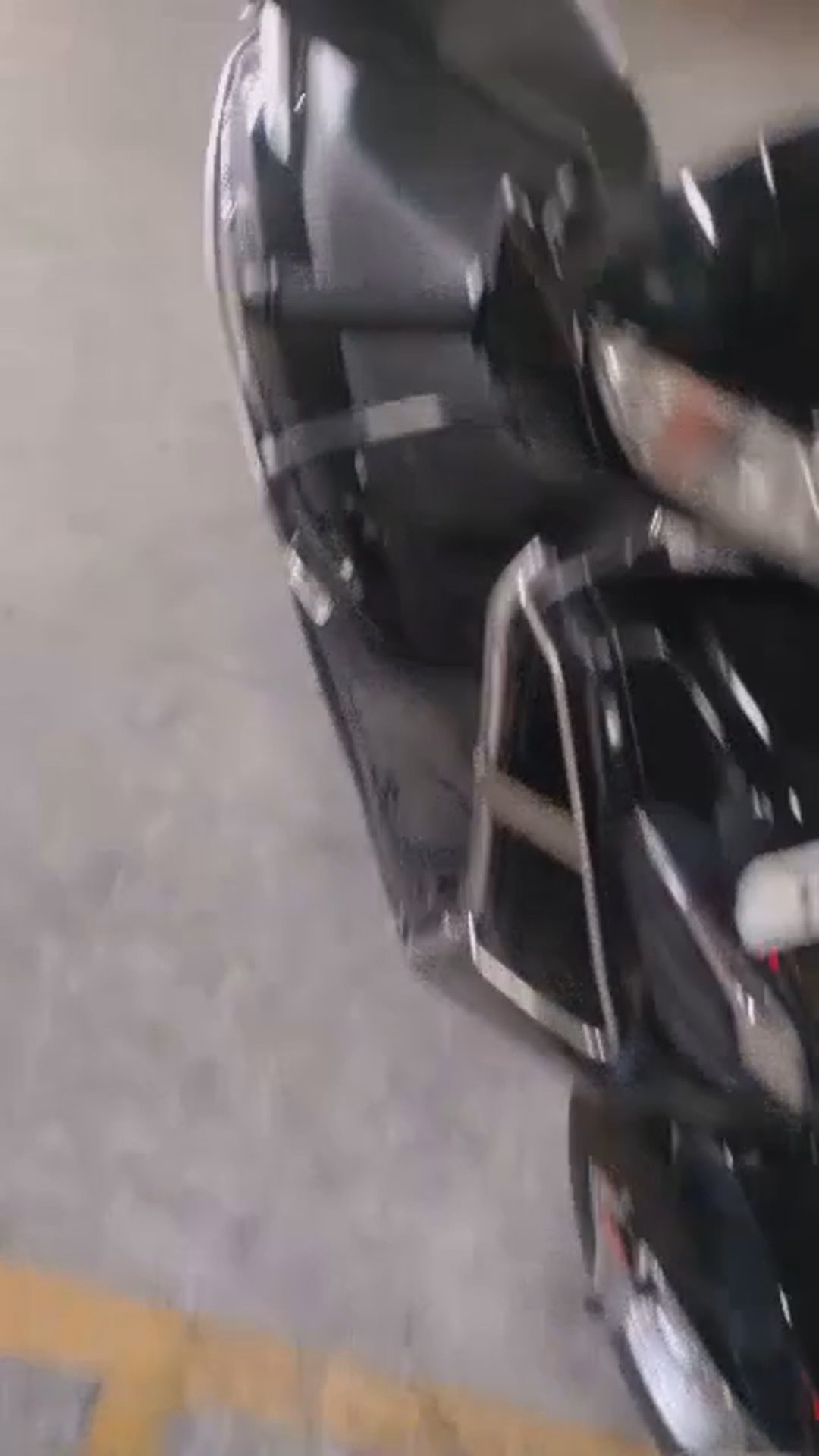 Walk-around video thumbnail
