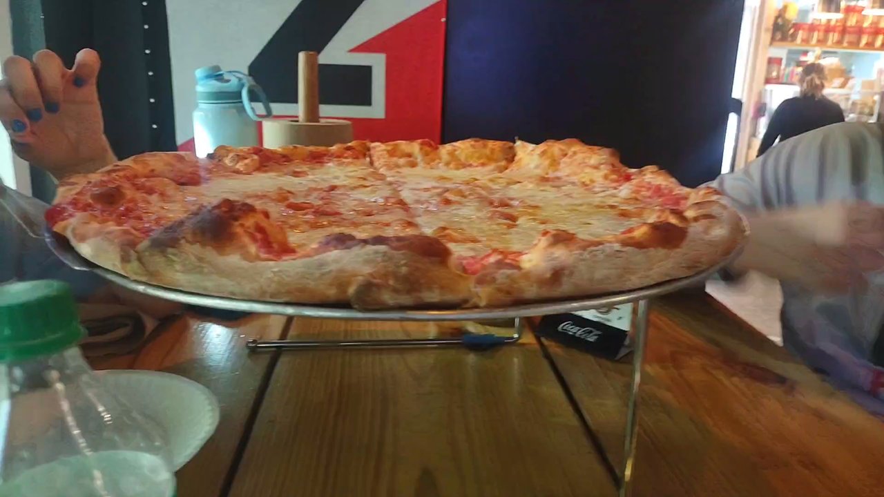 URBAN PIZZA CAFE - Pizza Near Me - Miami, Florida
