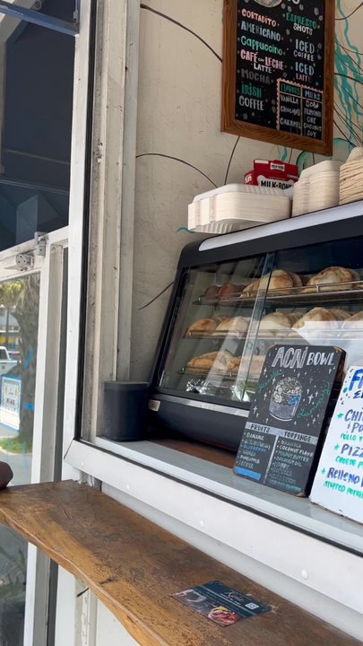 El Corner - Juice Bars & Smoothies Near Me - San Juan, Puerto Rico