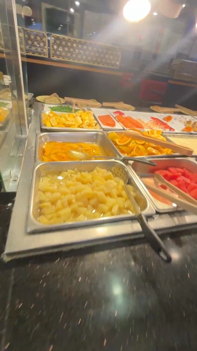 Sakura buffet - Imagine walking into a place filled with the aroma of sweet and savory dishes. There are rows of food stations loaded with all the goodies. - Japanese Near Me - Tulare, California