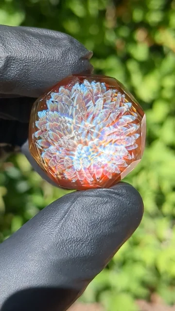 Preview pic of Vettori glass faceted slurper marble