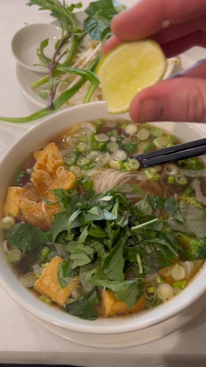 Saigon Pho - Vietnamese Near Me - Chicago, Illinois