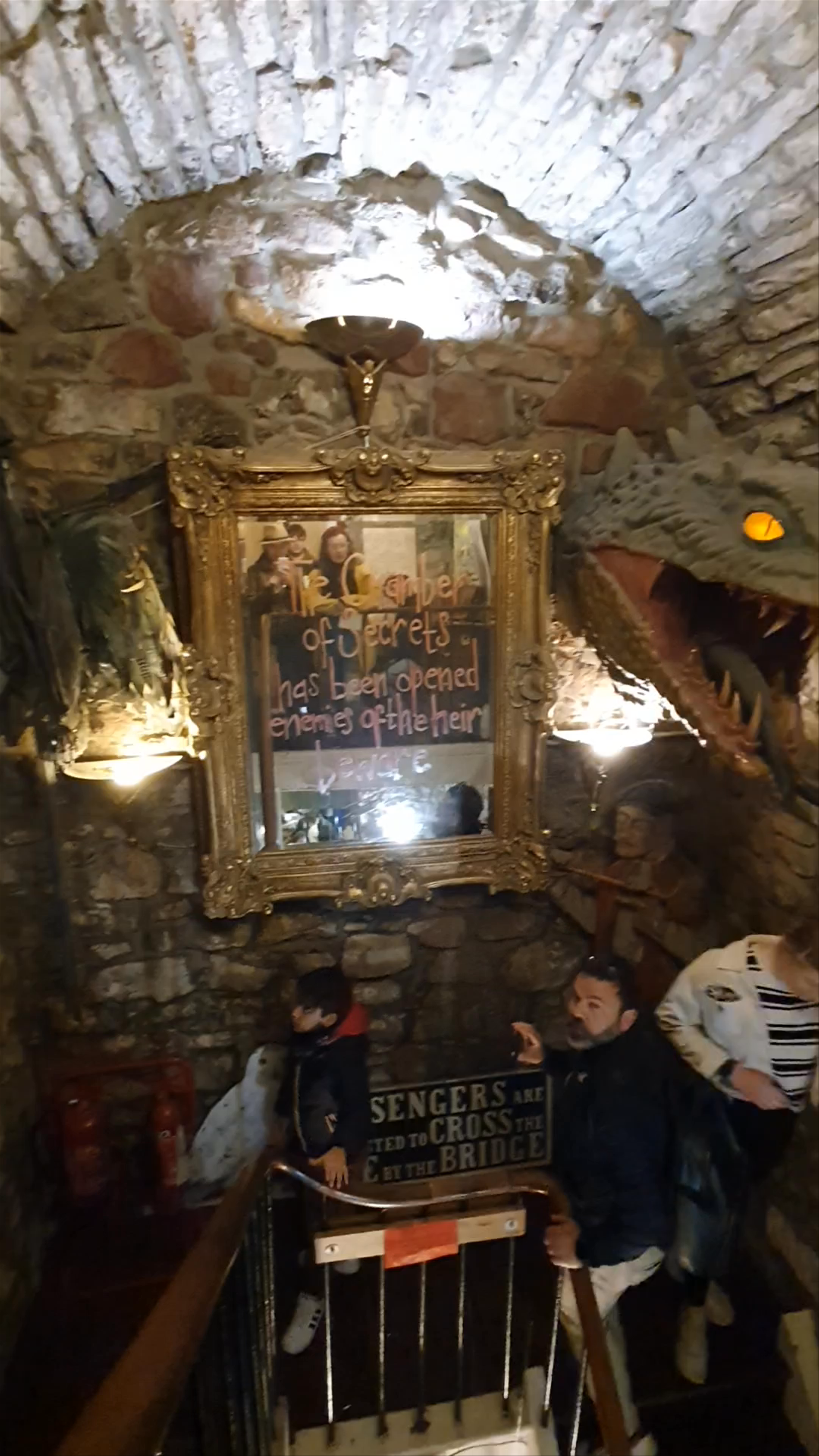 Harry Potter Shop on Victoria Street, Edinburgh: Magical Retail Experience