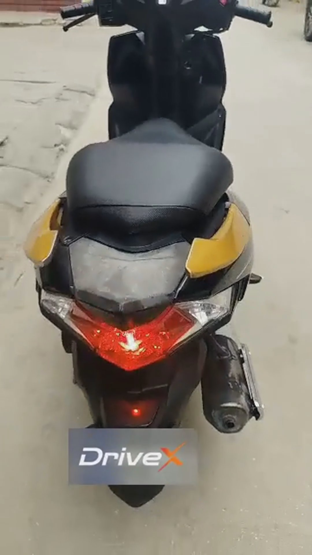 Walk-around video thumbnail