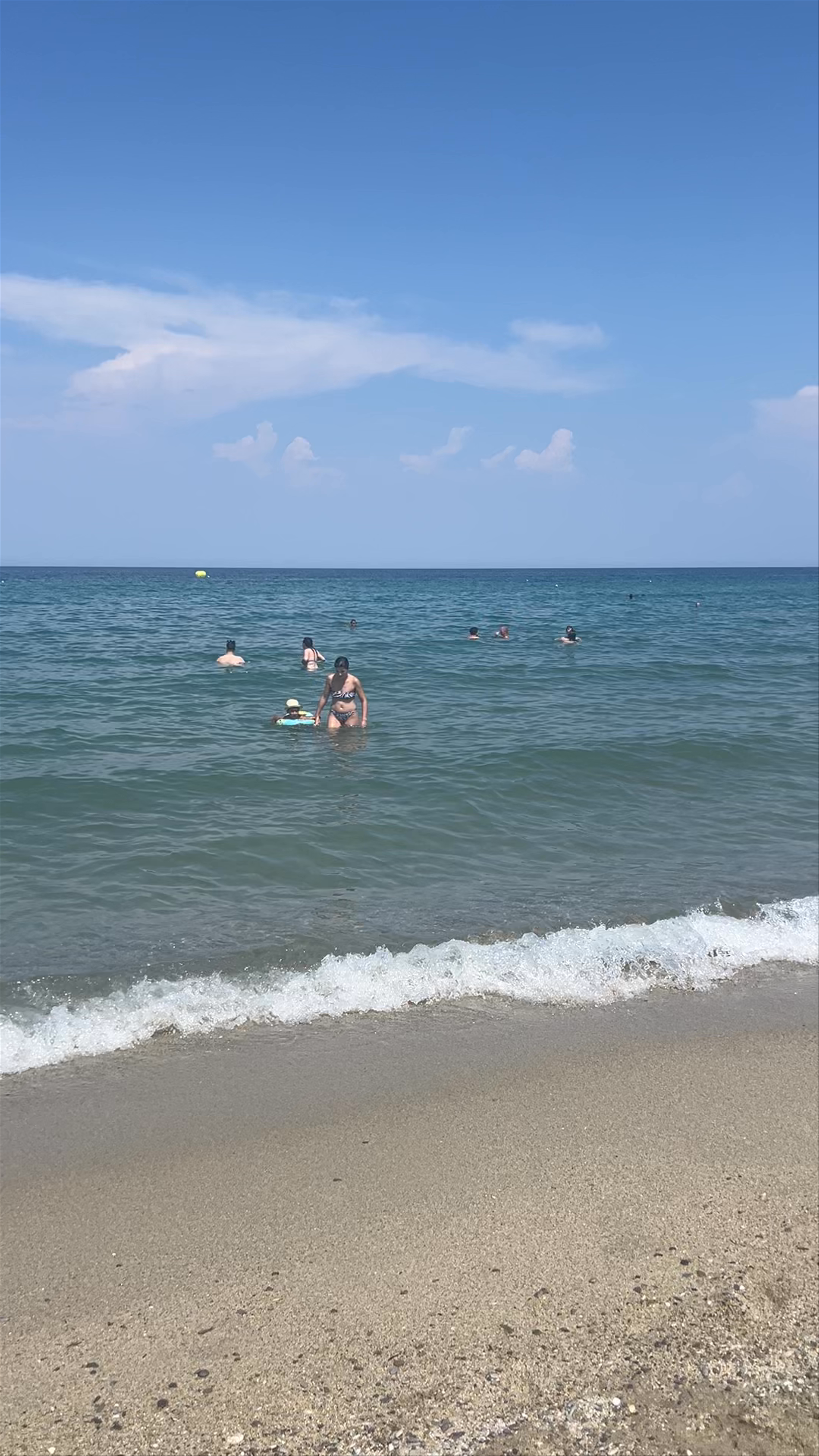 Sun-Kissed Vibes at Mikel Coffee Beach, Nei Pori