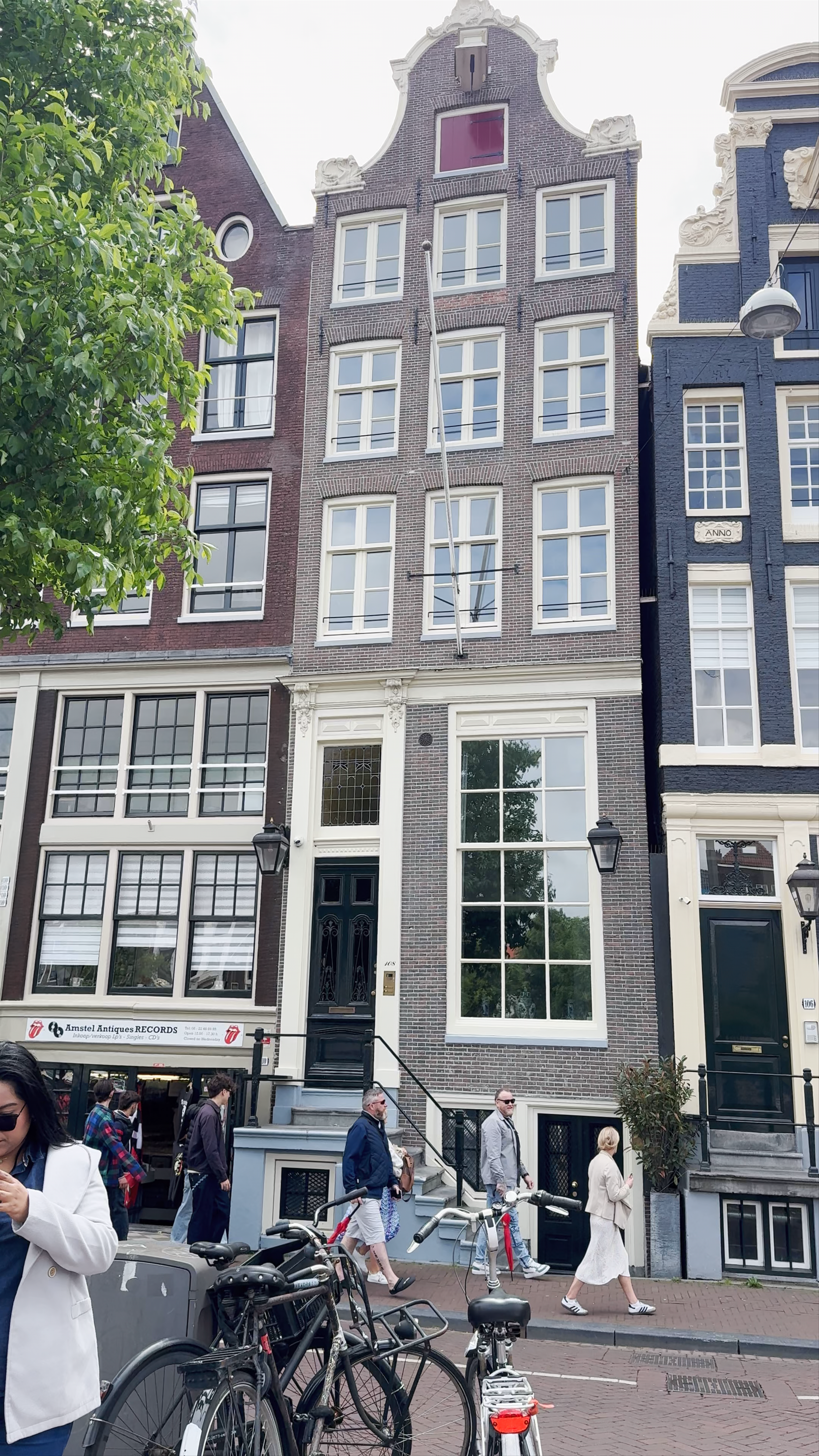 The Dancing Houses: Architectural Elegance on the Amstel in Amsterdam