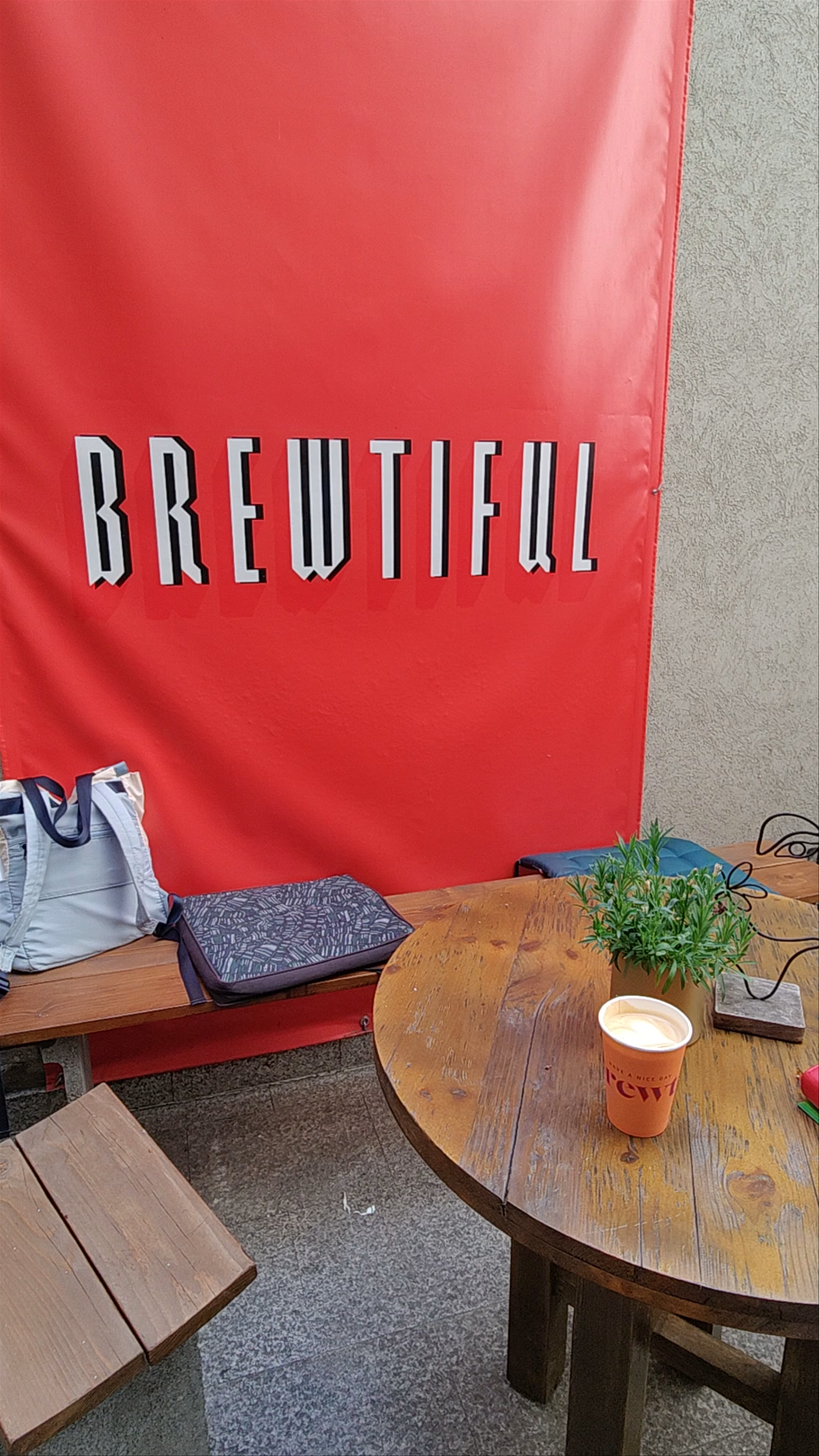 Brewtiful Cafe: Cozy Coffee Vibes in Cluj-Napoca
