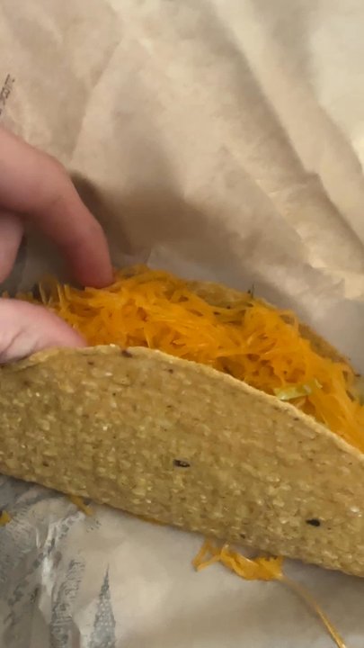 Del Taco - Great job huh - Fast Food Near Me - Roseville, Michigan