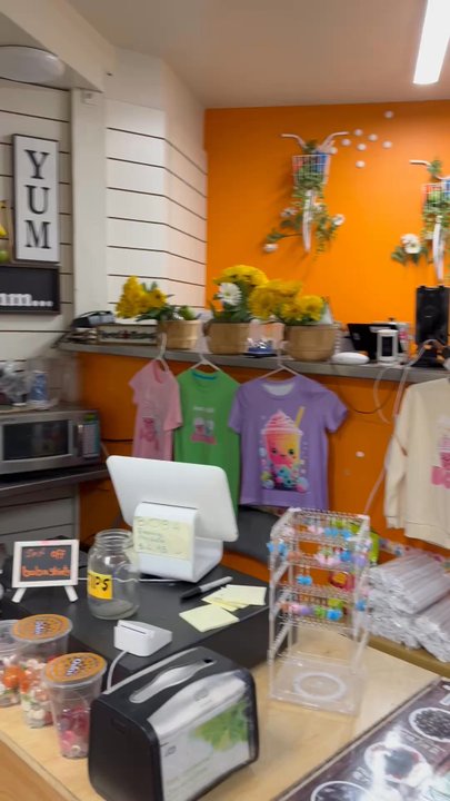 Quickly Boba Monterey - No one is here - Coffee & Tea Near Me - Monterey, California