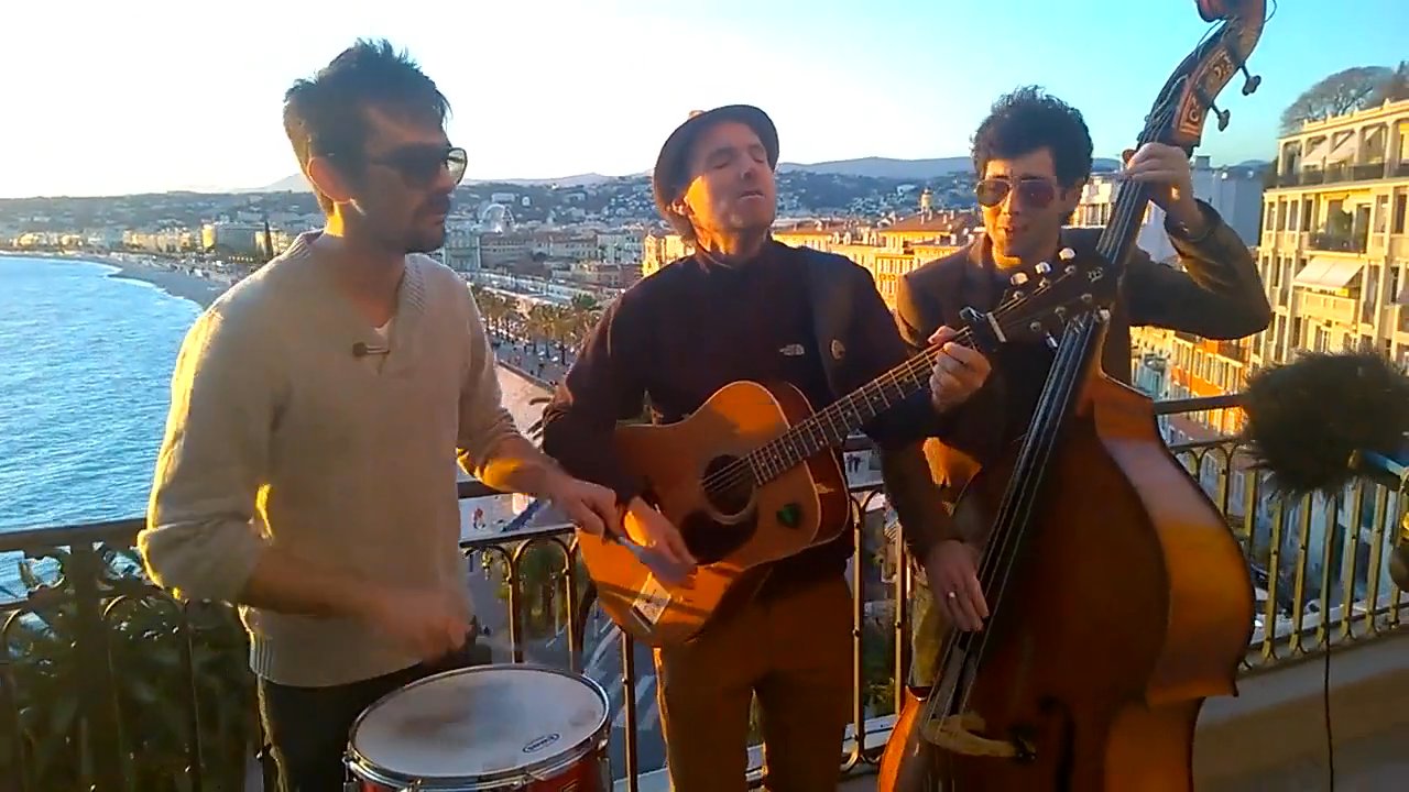 The Artists - Blue Moon - video