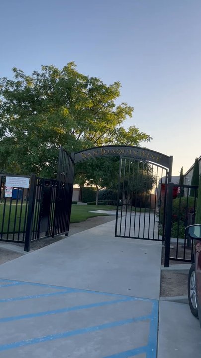 San Joaquin Winery - Wineries Near Me - Madera, California
