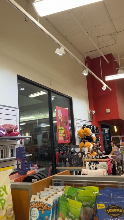 TJ Maxx - Department Stores Near Me - Aiea, Hawaii