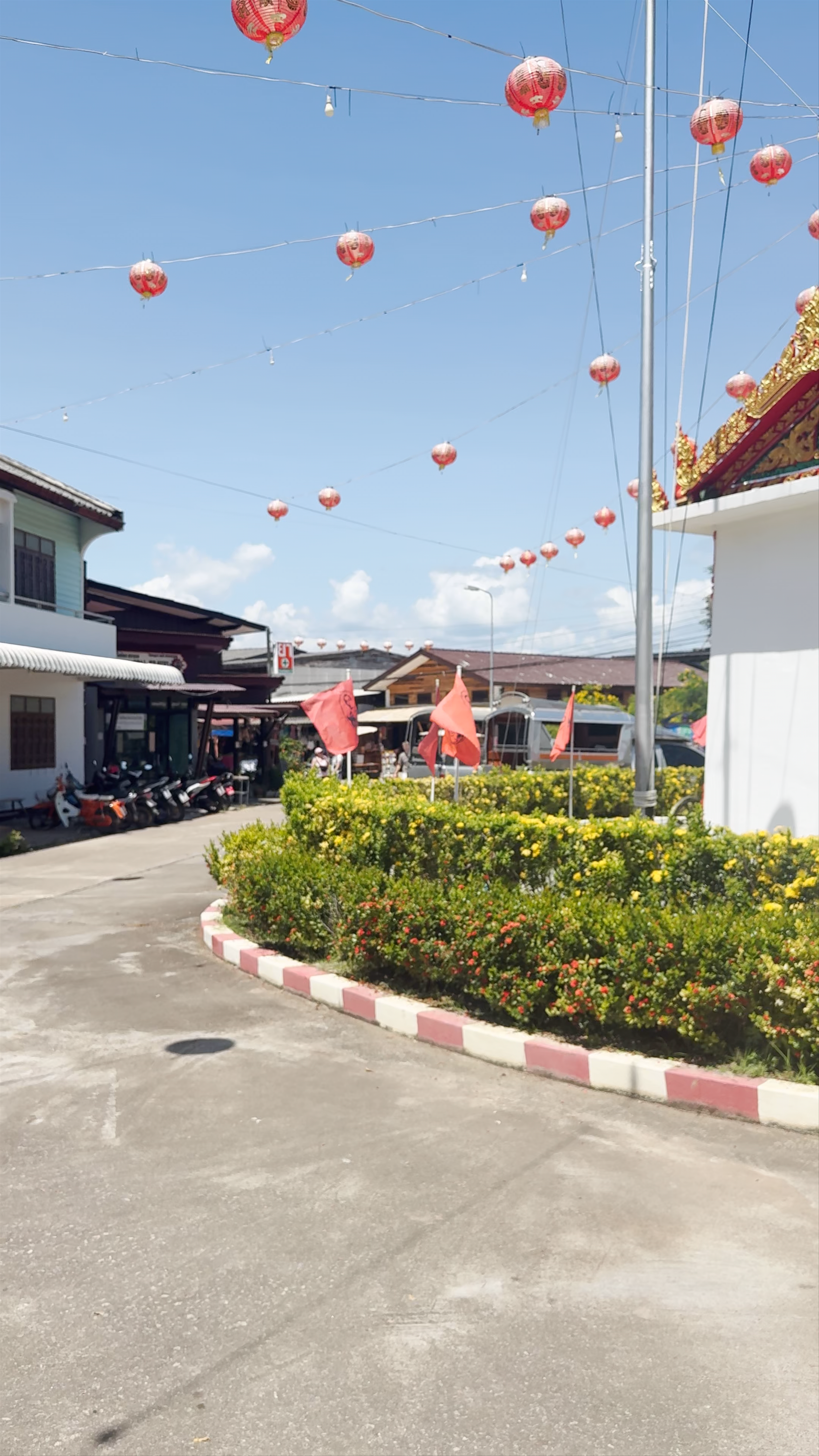 Kromluang Chumphon Khetudomsak Shrine: A Serene Cultural Gem in Ko Lanta Yai