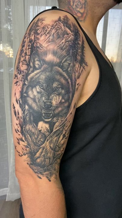 QuanVanTattoo - Wolf Tattoo - Tattoo Near Me - San Jose, California