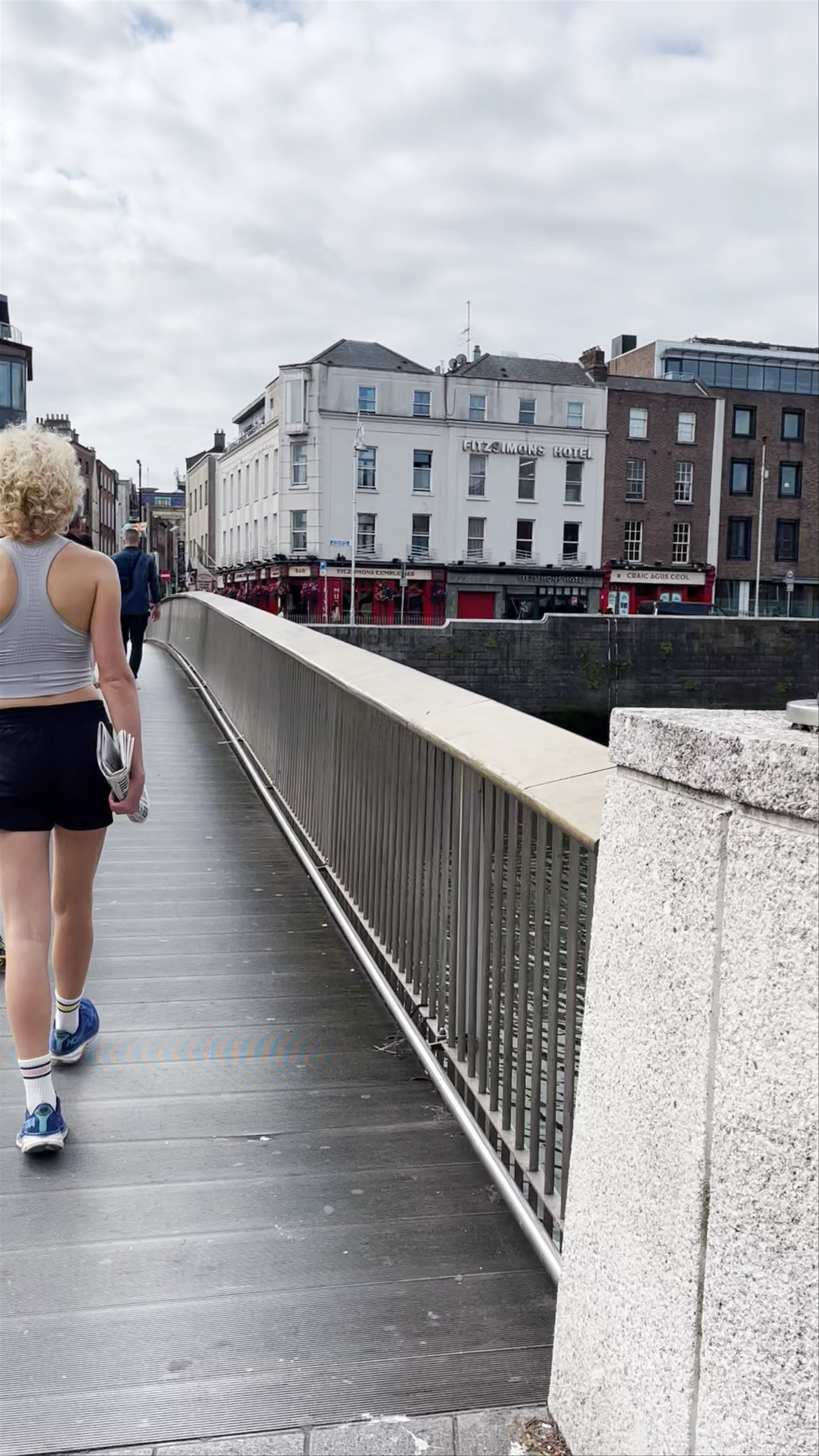 Millennium Bridge, Temple Bar