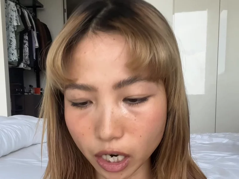 Taliking to camera