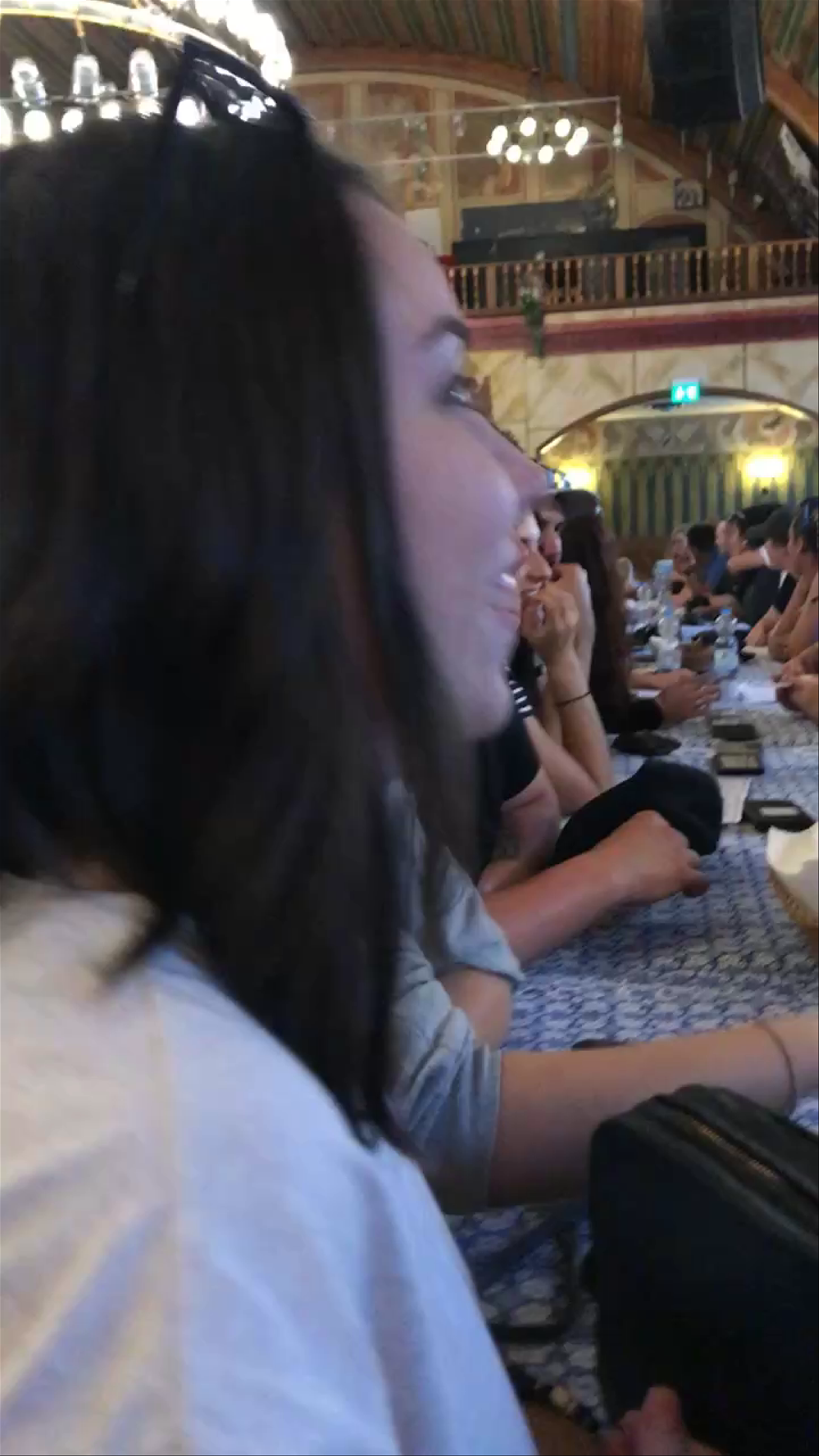 Lively Bavarian Experience at Hofbräuhaus München